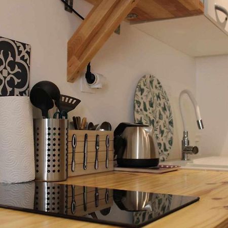 Logement Le Gabian Ampus Exteriér fotografie