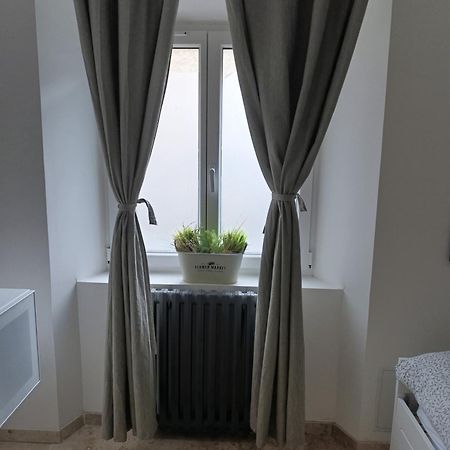Logement Le Gabian Ampus Exteriér fotografie